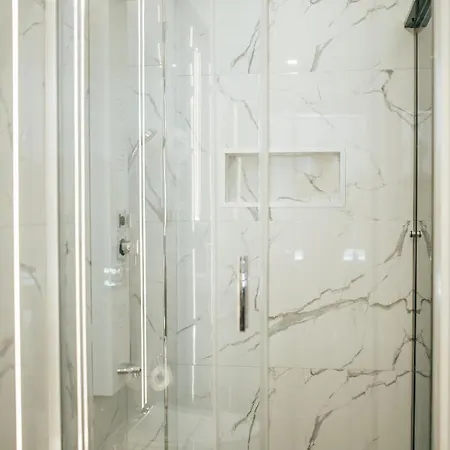 فندق Quala & Lounge *