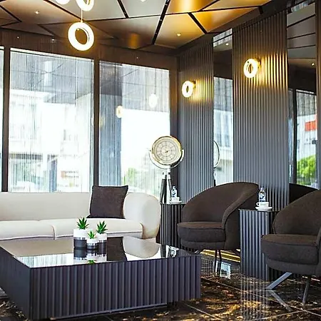 Quala & Lounge Hotel 5*