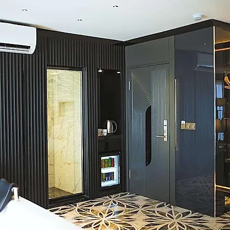 Quala & Lounge Hotel 5*